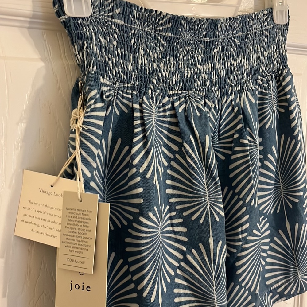 Joie Vintage Elastic waist tribal/tropical print blue & white shorts. S. NWT! - Picture 7 of 9